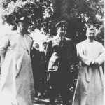 Ante Pavelić (al centro) con il nunzio a Zagabria Giuseppe Ramiro Marcone (a sinistra)